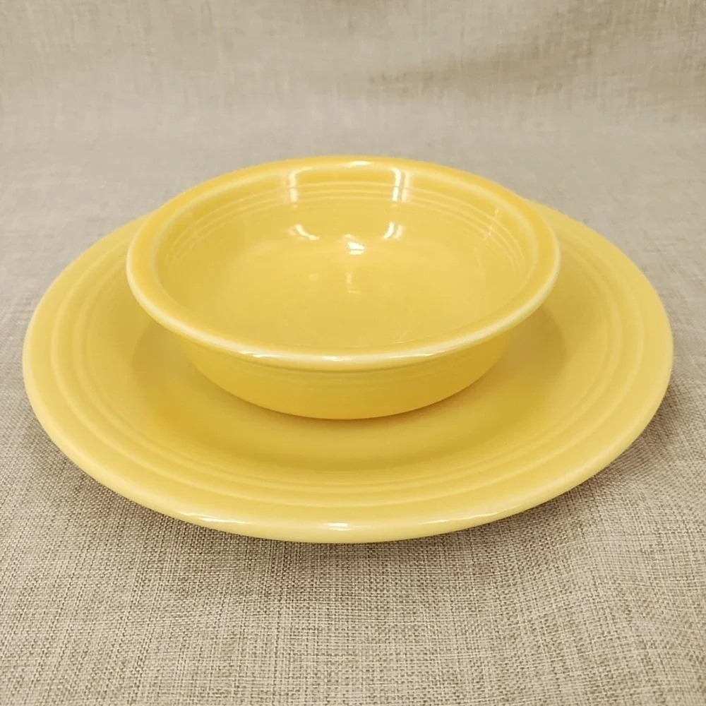 Fiesta Sunflower Classic Rim Dinner Plate & Cereal Bowl Set Ex Cond Retired
